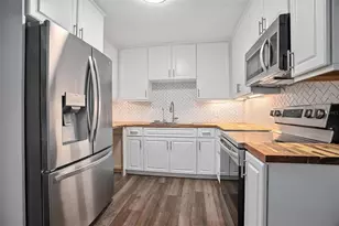 1142 Valley View Ln, Deland, FL 32720 - Photo 9