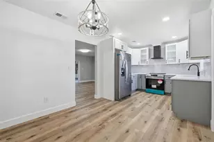 1113 Cass St, Deland, FL 32720 - Photo 3