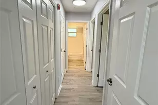 2410 S Glen Eagles Dr, Deland, FL 32724 - Photo 27