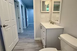 2410 S Glen Eagles Dr, Deland, FL 32724 - Photo 31