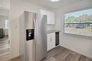 1015 E Howry Ave, Deland, FL 32724 - Photo 7