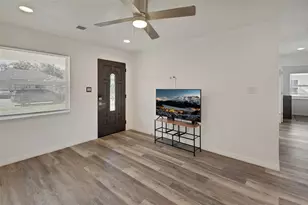 1015 E Howry Ave, Deland, FL 32724 - Photo 5