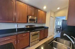 328 Ulrich Point, Sanford, FL 32771 - Photo 5