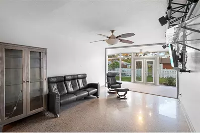 650 S Pine Street, New Smyrna Beach, FL 32169 - Photo 9