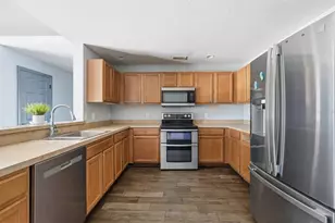 1913 Bayport Dr, Deltona, FL 32738 - Photo 3