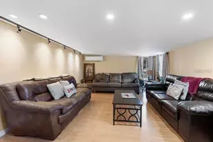 207 Robinhood Dr, Deland, FL 32724 - Photo 7