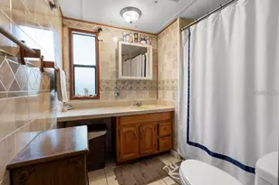 207 Robinhood Dr, Deland, FL 32724 - Photo 17