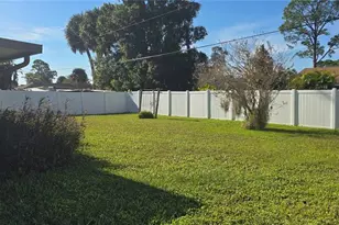 2526 Victory Palm Dr, Edgewater, FL 32141 - Photo 11