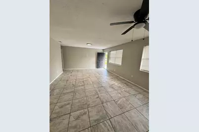 820 Berkshire Road, Daytona Beach, FL 32117 - Photo 3