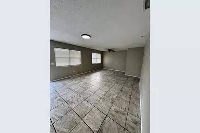 820 Berkshire Road, Daytona Beach, FL 32117 - Photo 9