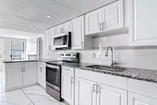 941 Hartford Ave, Daytona Beach, FL 32117 - Photo 17