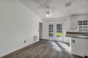 1134 E 10th Ave, Mount Dora, FL 32757 - Photo 9