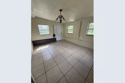 40907 W 3rd Avenue, Umatilla, FL 32784 - Photo 7