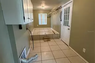 40907 W 3rd Ave, Umatilla, FL 32784 - Photo 9