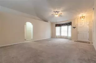 3307 Kumquat Dr, Edgewater, FL 32141 - Photo 5