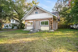 1430 E New York Ave, Deland, FL 32724 - Photo 1
