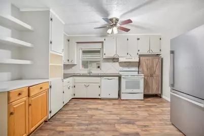 525 S Dexter Avenue, Deland, FL 32720 - Photo 9