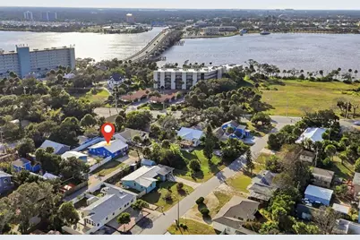 318 Eastwood Lane, Daytona Beach, FL 32118 - Photo 47