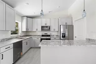 417 Ivy Ave, Deland, FL 32724 - Photo 11