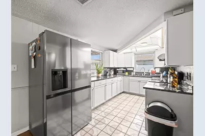 9100 Suffolk Lane, Port Richey, FL 34668 - Photo 5