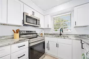 538 Gertrude Ln, South Daytona, FL 32119 - Photo 11