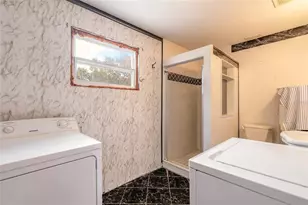 223 Charles St, Port Orange, FL 32129 - Photo 9