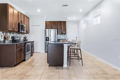 719 Ladyfish Lane, New Smyrna Beach, FL 32168 - Photo 5