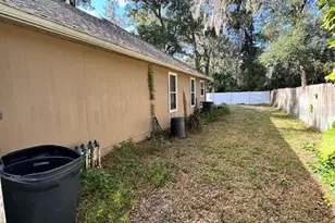 1901 Knolton Ave, Orange City, FL 32763 - Photo 3