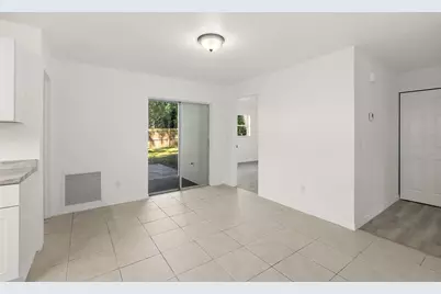 145 Oak Ridge Avenue, Edgewater, FL 32132 - Photo 7