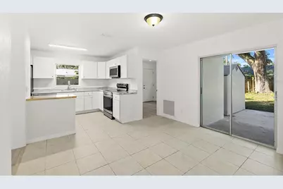 145 Oak Ridge Avenue, Edgewater, FL 32132 - Photo 5