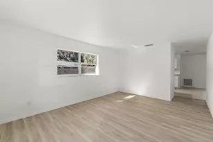 145 Oak Ridge Ave, Edgewater, FL 32132 - Photo 11