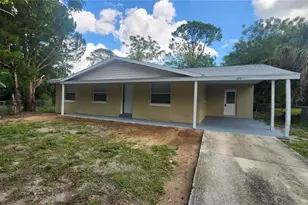 1079 N Gertrude Ct, Daytona Beach, FL 32117 - Photo 1