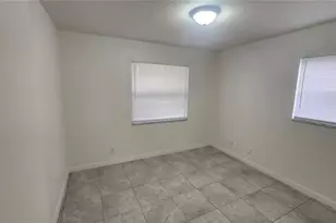 1079 N Gertrude Ct, Daytona Beach, FL 32117 - Photo 13