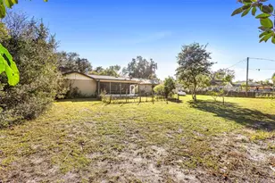 1906 Kingway Dr, Deltona, FL 32738 - Photo 23