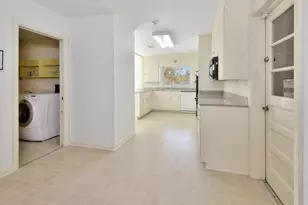 129 S Brooks Ave, Deland, FL 32720 - Photo 15