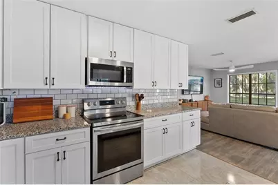 212 N Sheridan Avenue, Deland, FL 32720 - Photo 9