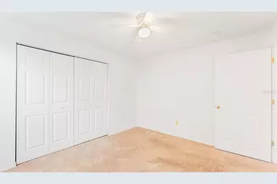 8 White Hurst Lane, Palm Coast, FL 32164 - Photo 17