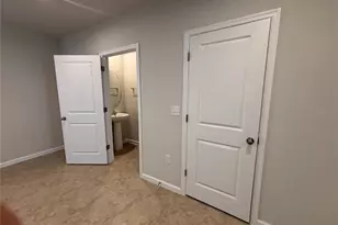 2212 Fluorescent Wy, South Daytona, FL 32119 - Photo 13