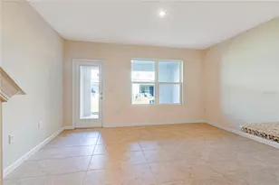 2212 Fluorescent Wy, South Daytona, FL 32119 - Photo 13