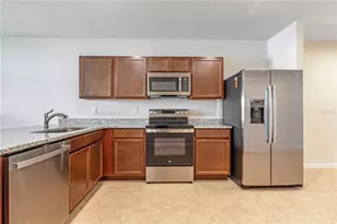 2212 Fluorescent Wy, South Daytona, FL 32119 - Photo 5