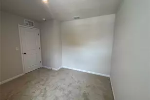 2212 Fluorescent Wy, South Daytona, FL 32119 - Photo 27