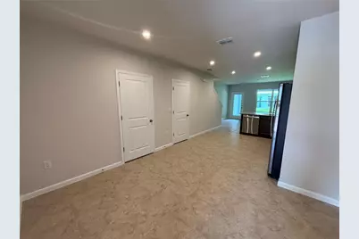 2212 Fluorescent Way, South Daytona, FL 32119 - Photo 7