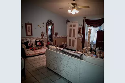 564 W Central Avenue, Orange City, FL 32763 - Photo 11