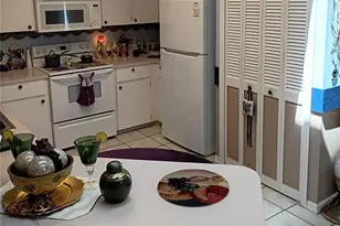 564 W Central Ave, Orange City, FL 32763 - Photo 17