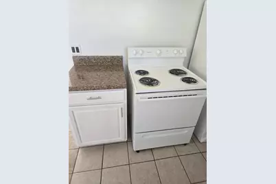 701 W Beresford Road, Deland, FL 32720 - Photo 7