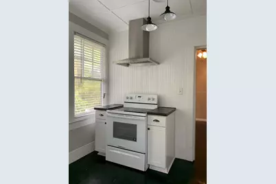 210 W Wisconsin Avenue #B, Deland, FL 32720 - Photo 3