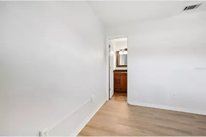 249 N Hill Avenue #30, Deland, FL 32724 - Photo 23