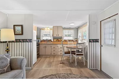 684 Cindi Avenue, Leesburg, FL 34788 - Photo 13