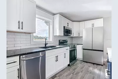 379 N Sr 415, Osteen, FL 32764 - Photo 17