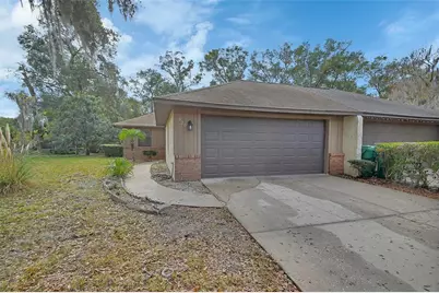 526 Hemingway Court, Deland, FL 32720 - Photo 3